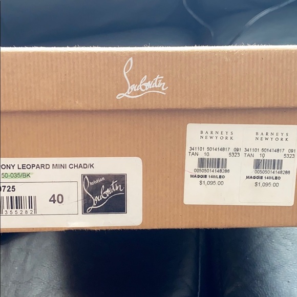 Christian Louboutin - Picture 4 of 4